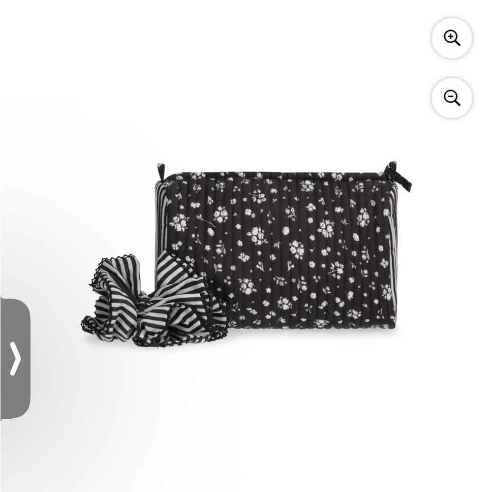 NWT Black No Boundaries Floral Patchwork Cosmetic Bag with scrunchie
